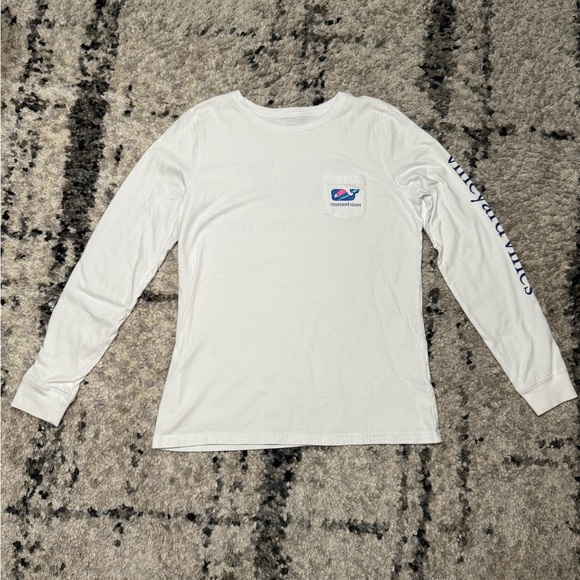 Vineyard Vines White Long Sleeve Tee with Graphic Details - Picture 2 of 6